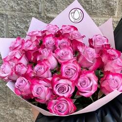 25 розовых роз 50 см Премиум в зефирке