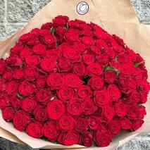 101 красная роза 60 см Кон Аморе